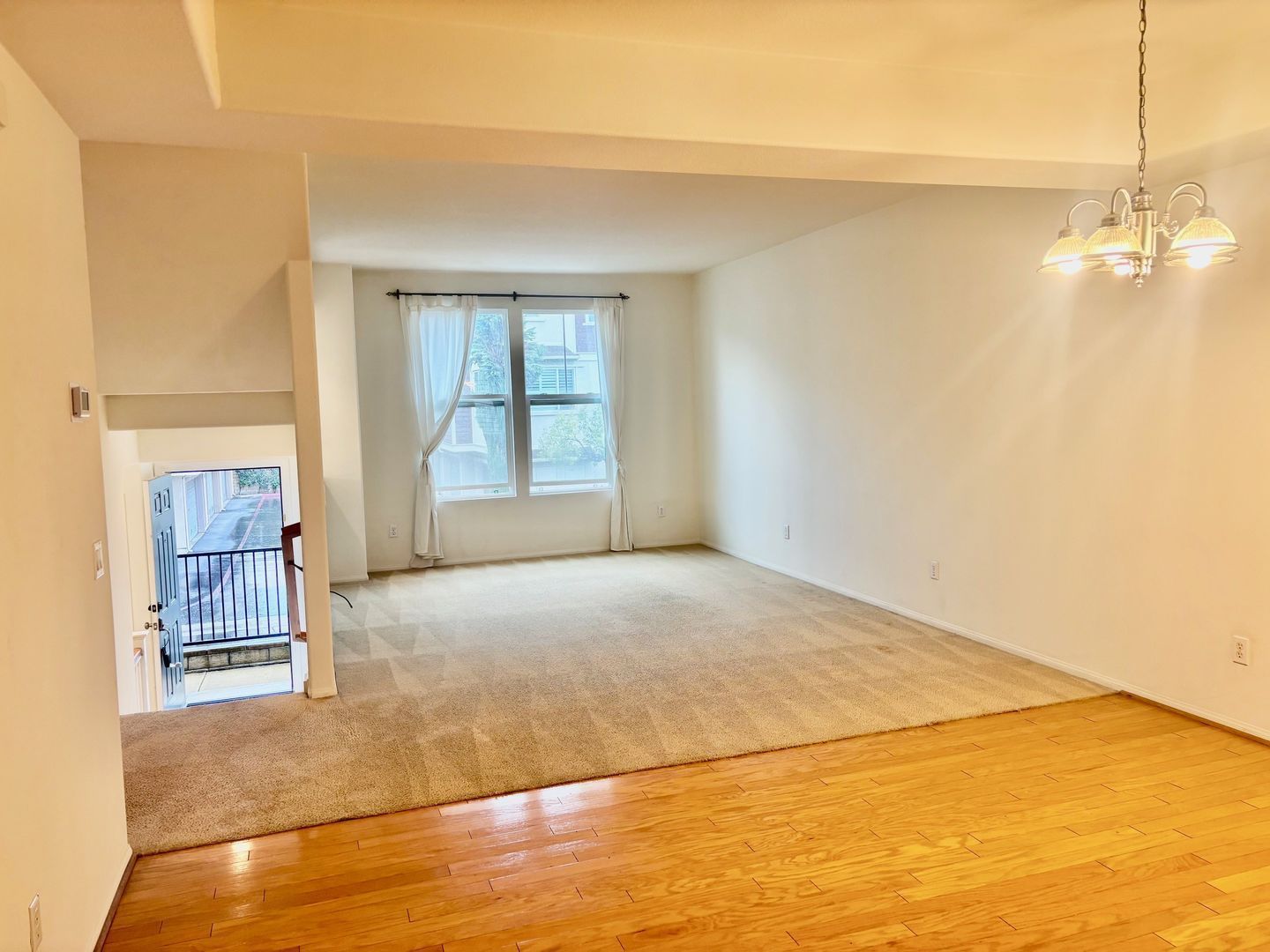 1965 Oakwood property image