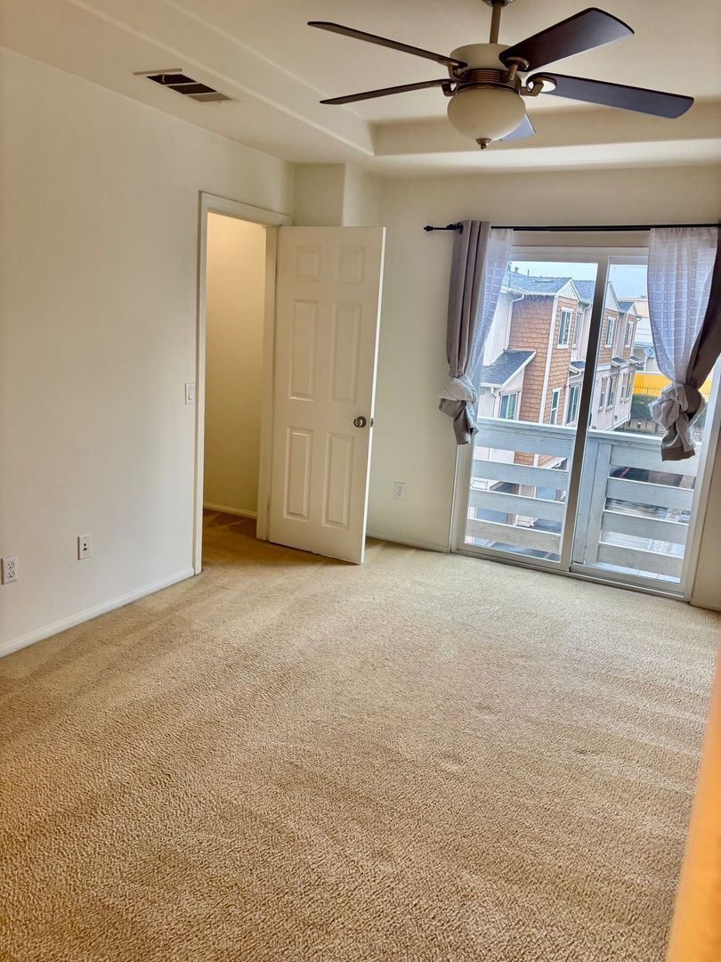 1965 Oakwood property image