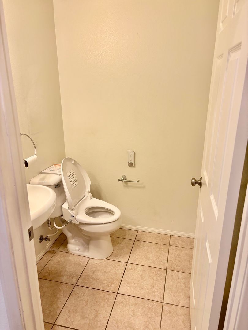 1965 Oakwood property image