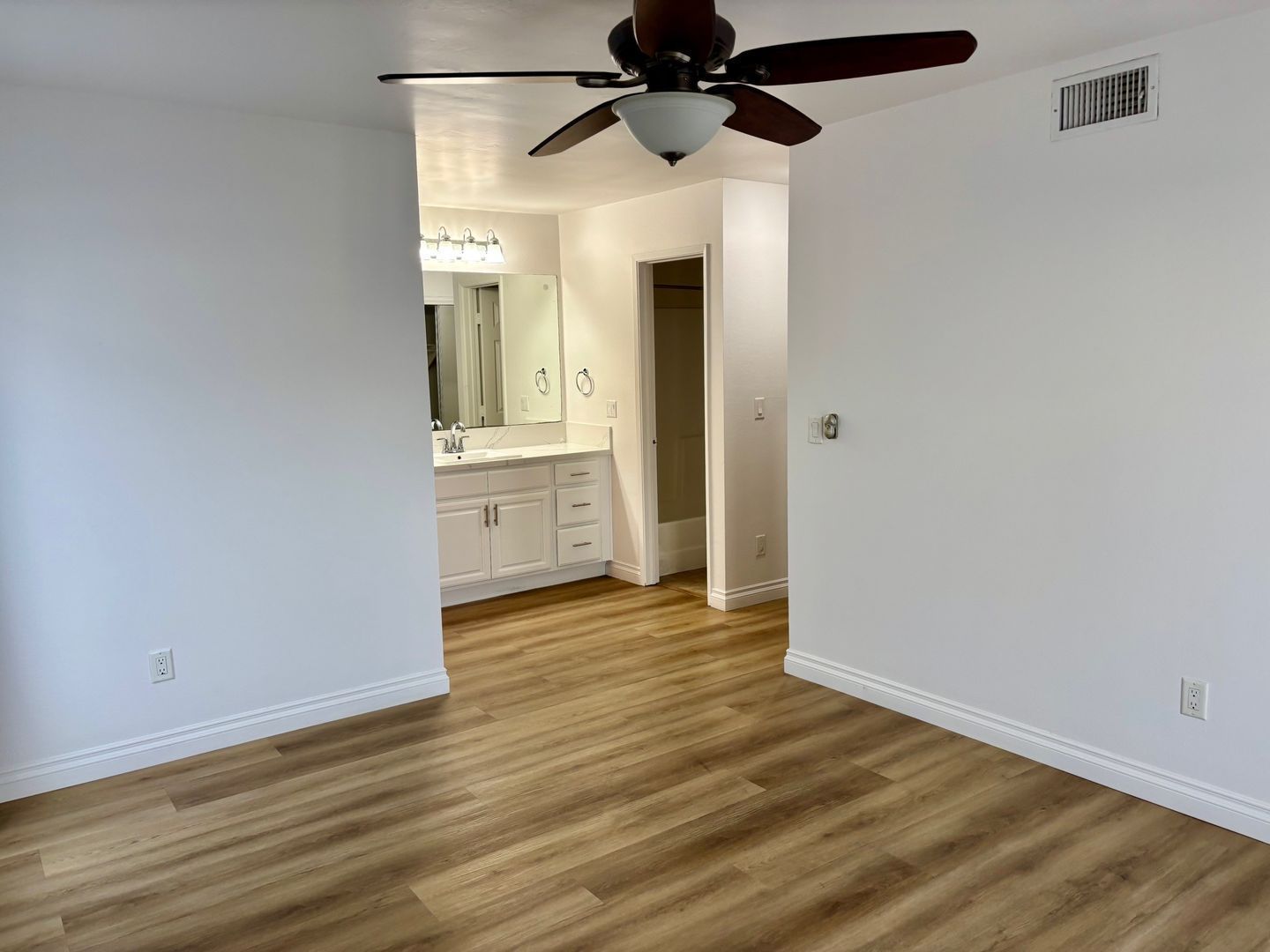 514 Derby property image