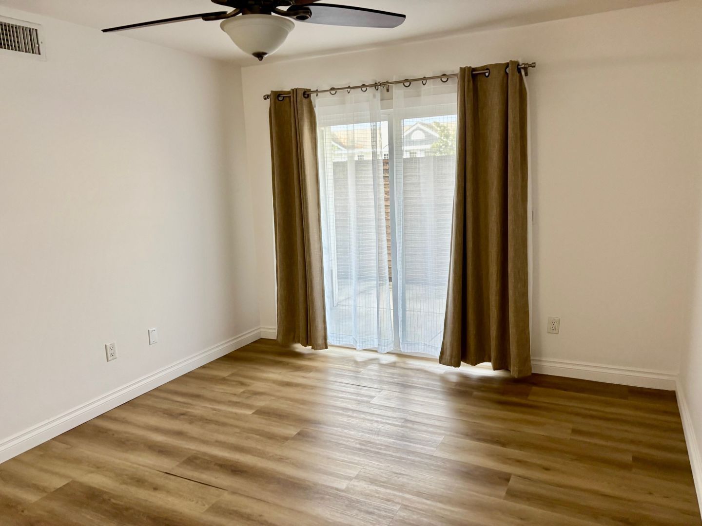 514 Derby property image