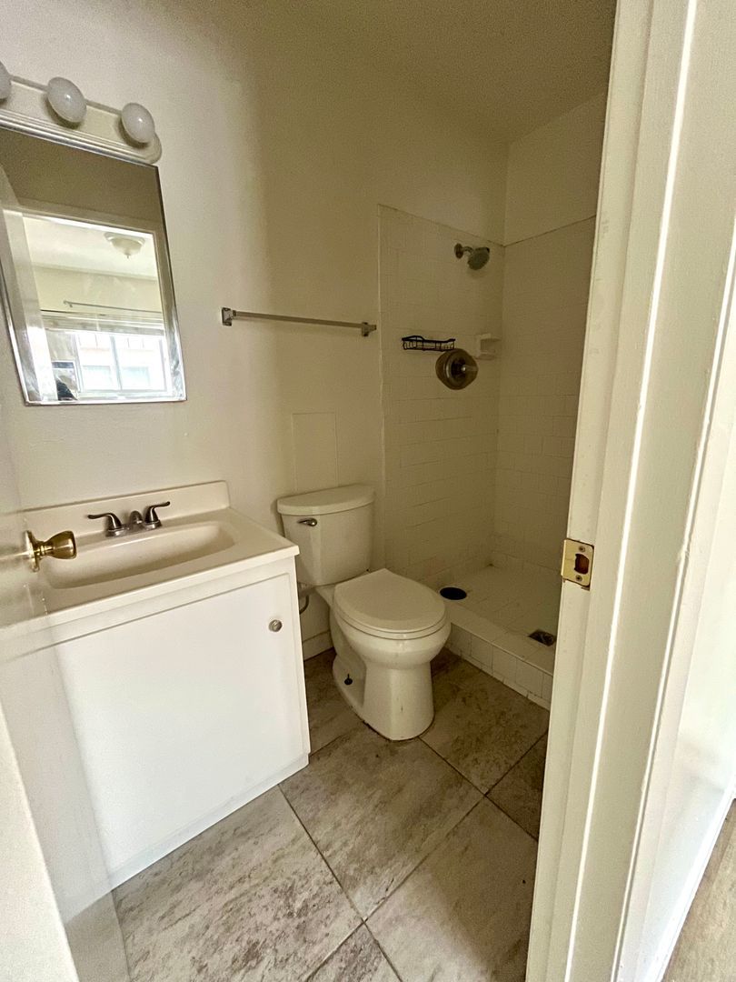 3-Bedroom Apartment for Lease property image