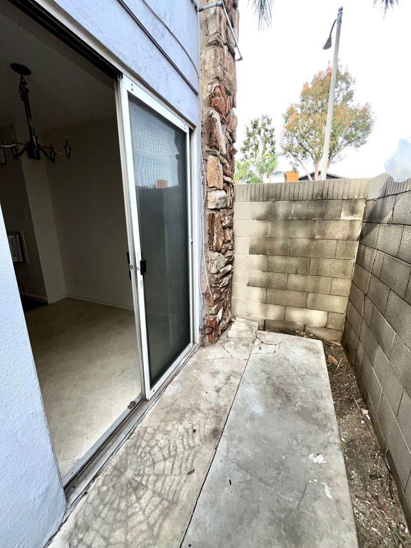 3-Bedroom Apartment for Lease – 12562 Brookshire Ave, Unit 1, Downey, CA 90242 property image