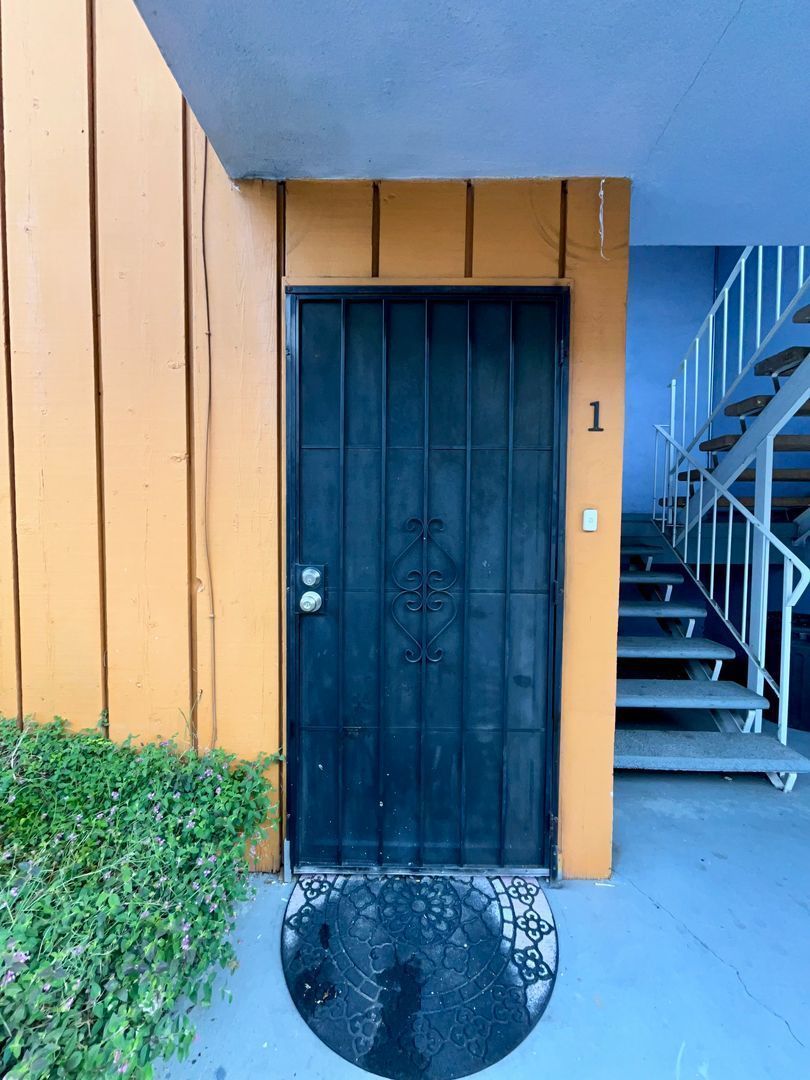 3-Bedroom Apartment for Lease – 12562 Brookshire Ave, Unit 1, Downey, CA 90242 property image