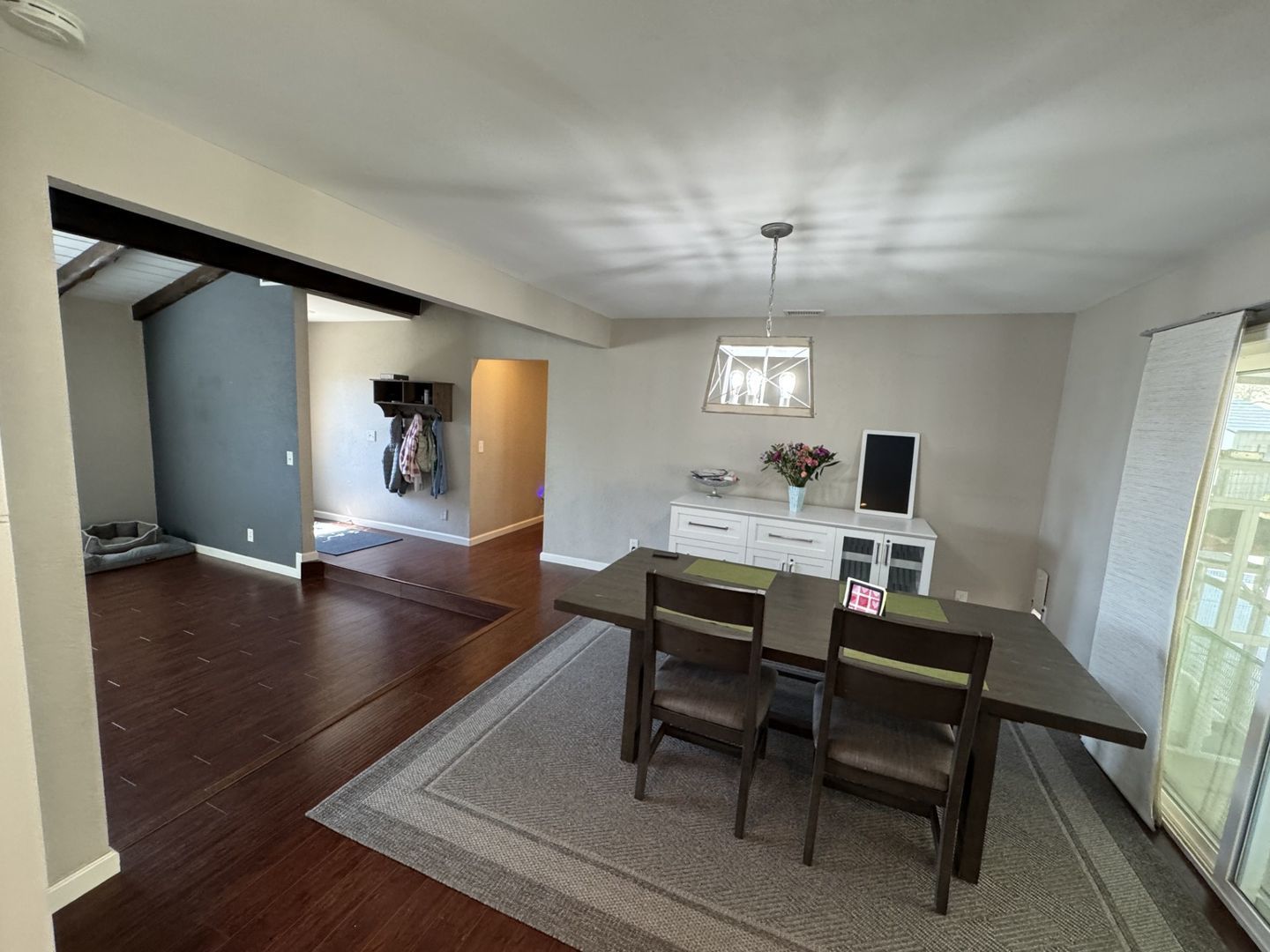 3 Bed, 2 bath Single story Norco home with Incredible view for lease property image