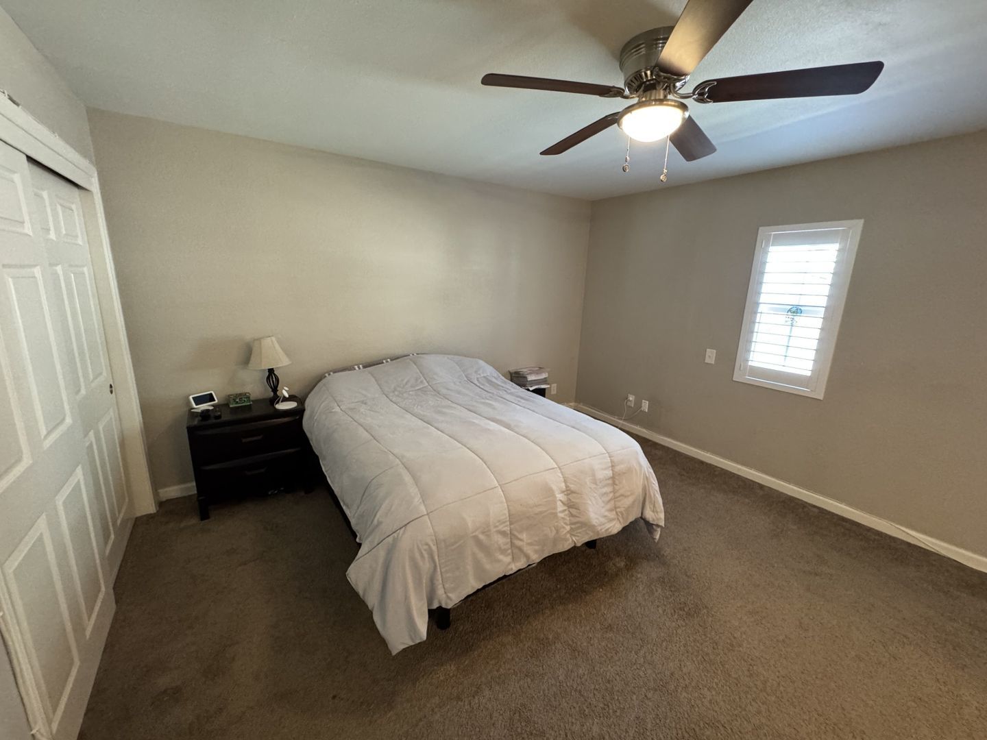 3 Bed, 2 bath Single story Norco home with Incredible view for lease property image